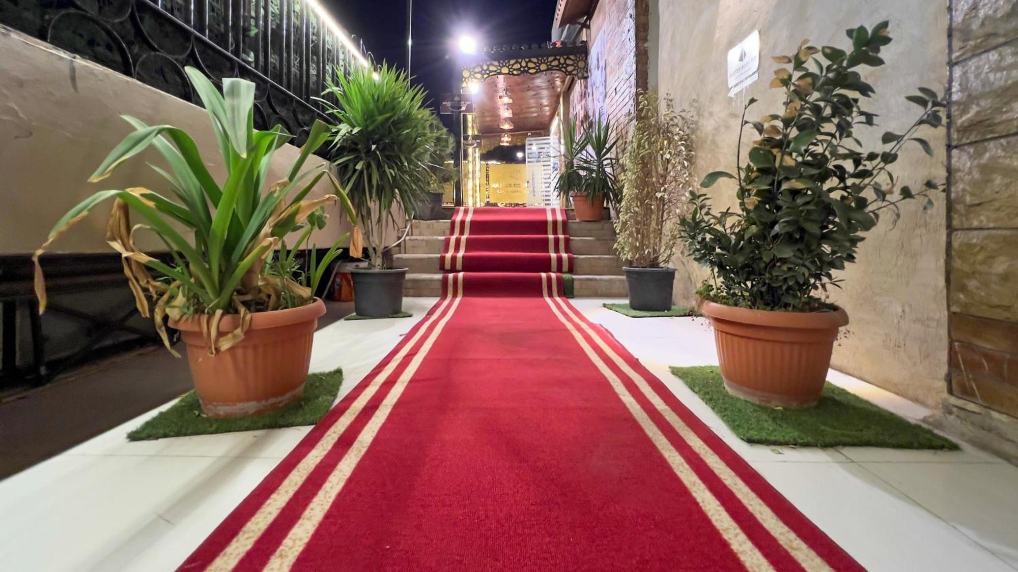 Master Pyramids Hotel Al Kawm al Akhdar Экстерьер фото