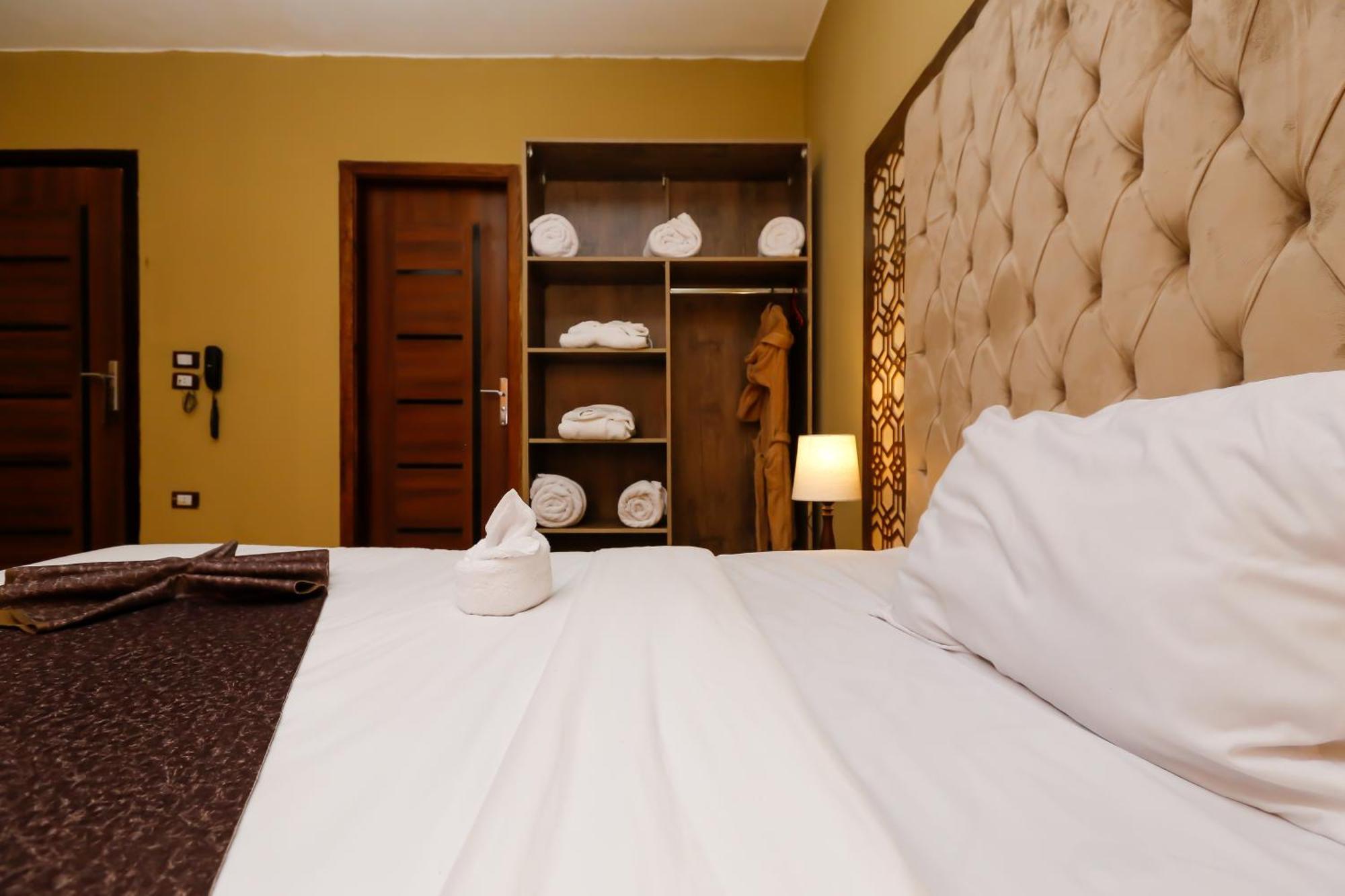 Master Pyramids Hotel Al Kawm al Akhdar Экстерьер фото