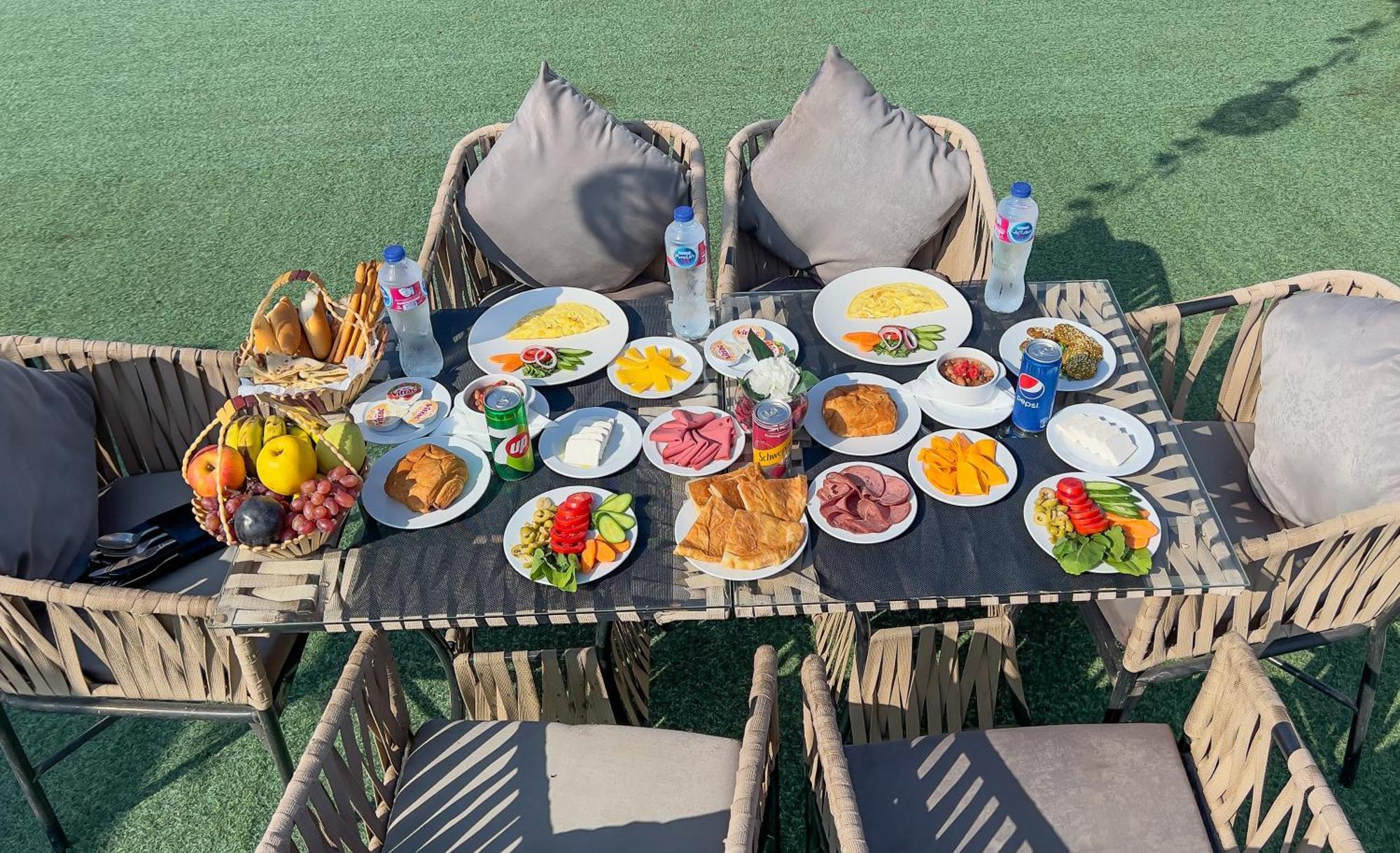 Master Pyramids Hotel Al Kawm al Akhdar Экстерьер фото